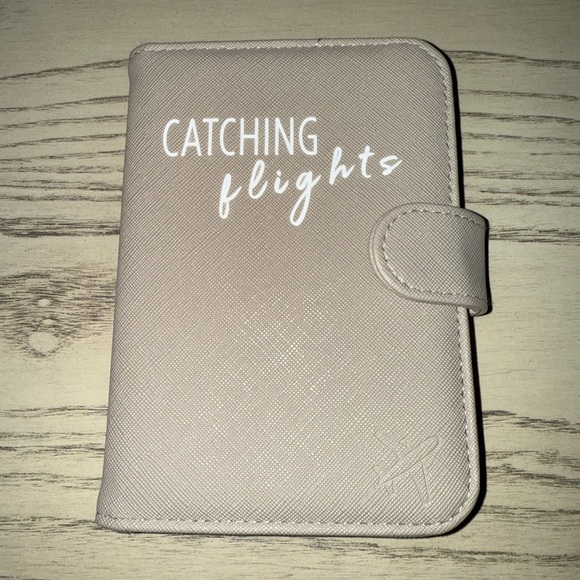 Catching Flights Passport Case - Picture 1 of 3